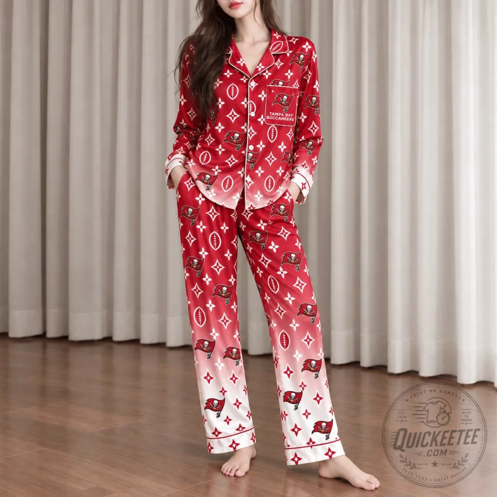 Tampa Bay Buccaneers Ombre Monogram Long Sleeve Pajamas Tampa Bay Buccaneers Ombre Monogram Long Sleeve Pajamas